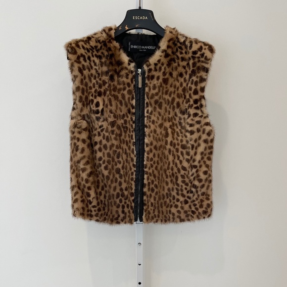 Enrico Mandelli Jackets & Blazers - VINTAGE ENRICO MANDELLI MINK FUR VEST SIZE US 6 NWOTS!